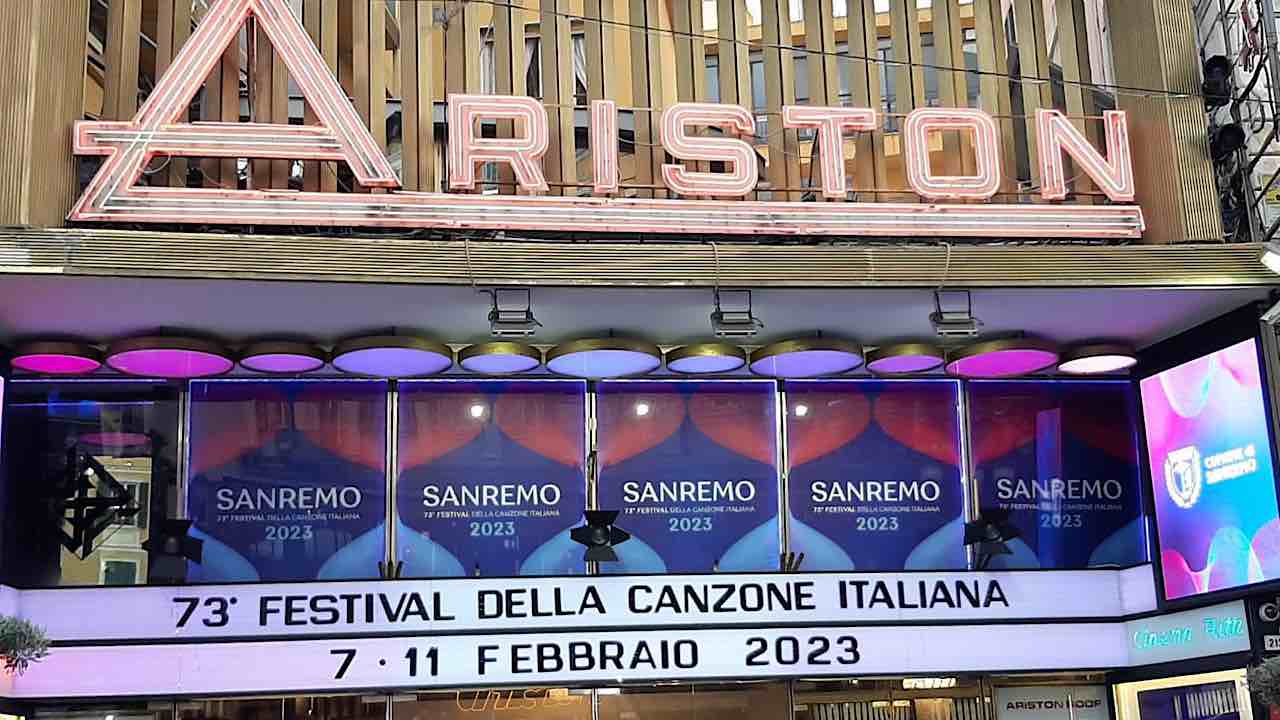 Sanremo 2024, tutto ciò che devi sapere sulla terza serata ospiti, co
