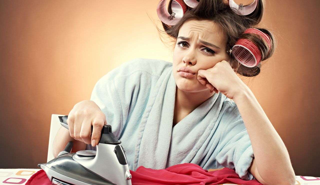Elettrodomestico per stirare con semplicità
