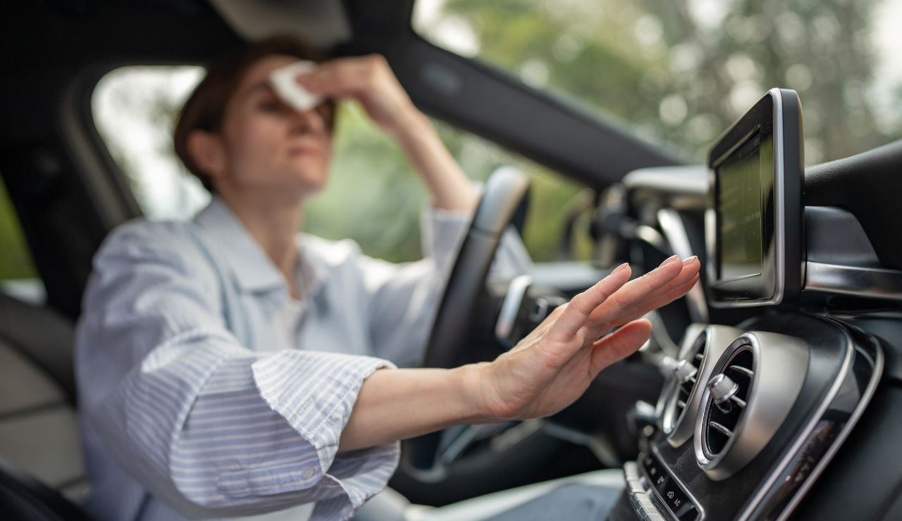 Raffreddare l'auto senza aria condizionata